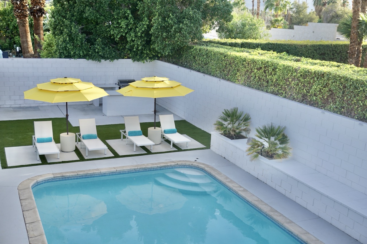 Private pool at Roxbury Oasis